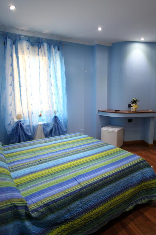 קוסנזה B&B Margherita חדר תמונה