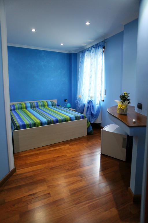 קוסנזה B&B Margherita חדר תמונה